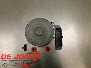 Gebruikte ABS Pomp Opel Crossland (X) 1.2 Turbo 12V Euro 6 Prijs € 73,90 Margeregeling aangeboden door Autodemontagebedrijf de Jong