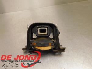 Gebruikte Motorsteun Opel Crossland (X) 1.2 Turbo 12V Euro 6 Prijs € 14,95 Margeregeling aangeboden door Autodemontagebedrijf de Jong