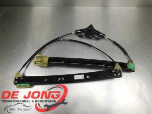 Gebruikte Raammechaniek 4Deurs links-voor Skoda Octavia Combi (5EAC) 1.6 TDI 16V Prijs € 39,99 Margeregeling aangeboden door Autodemontagebedrijf de Jong