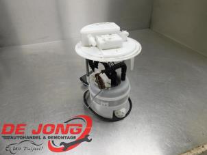 Gebruikte Tank element Pomp Opel Grandland (X) 1.2 Turbo 12V Prijs € 119,99 Margeregeling aangeboden door Autodemontagebedrijf de Jong