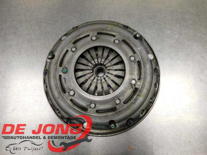 Gebruikte Vliegwiel dubbele massa Opel Grandland (X) 1.2 Turbo 12V Prijs € 152,99 Margeregeling aangeboden door Autodemontagebedrijf de Jong
