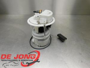 Gebruikte Tank element Pomp Peugeot 308 SW (L4/L9/LC/LJ/LR) 1.2 12V e-THP Prijs € 65,00 Margeregeling aangeboden door Autodemontagebedrijf de Jong
