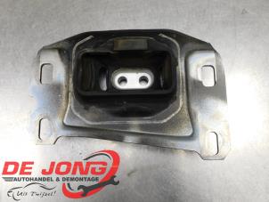 Gebruikte Motorsteun Peugeot 308 SW (L4/L9/LC/LJ/LR) 1.2 12V e-THP Prijs € 18,10 Margeregeling aangeboden door Autodemontagebedrijf de Jong