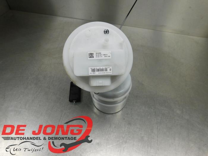 Gebruikte Tank element Pomp Renault Clio V (RJAB) 1.0 TCe 90 12V Prijs € 90,70 Margeregeling aangeboden door Autodemontagebedrijf de Jong