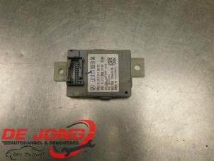 Gebruikte Computer Verlichting Mercedes GLB (247.6) 2.0 GLB-220d 4-Matic Prijs € 36,70 Margeregeling aangeboden door Autodemontagebedrijf de Jong