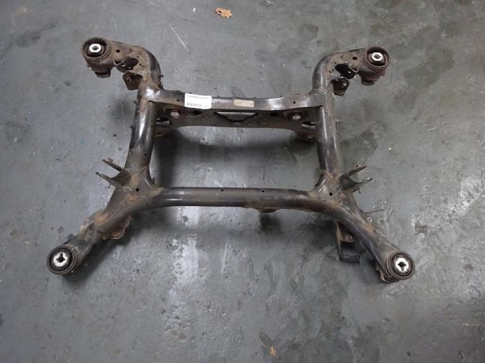 Gebruikte Subframe Audi Q7 (4MB/4MG) 3.0 TDI V6 24V e-tron plug-in hybrid Prijs € 245,00 Margeregeling aangeboden door Autodemontagebedrijf de Jong