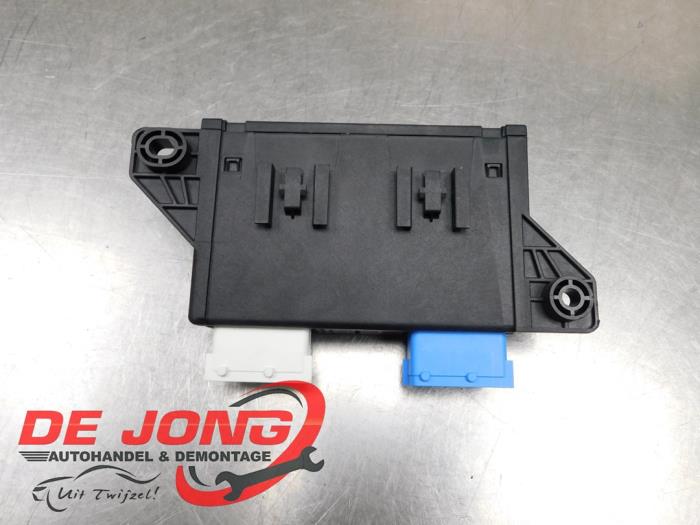 Computer Body Control van een Citroën C4 Grand Picasso (3A) 1.6 HDiF 16V 115 2014
