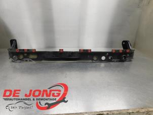 Gebruikte Bumperbalk achter Ford C-Max (DXA) 1.0 Ti-VCT EcoBoost 12V 125 Prijs € 28,99 Margeregeling aangeboden door Autodemontagebedrijf de Jong