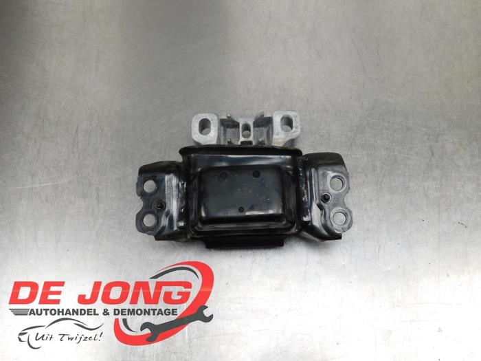 Gebruikte Motorrubber Volkswagen Touran (5T1) 1.6 TDI SCR BlueMotion Technology Prijs € 36,25 Margeregeling aangeboden door Autodemontagebedrijf de Jong