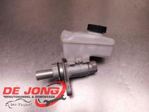 Gebruikte Hoofdremcilinder BMW X1 (F48) sDrive 16d 1.5 12V TwinPower Prijs € 39,99 Margeregeling aangeboden door Autodemontagebedrijf de Jong