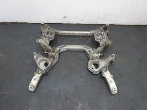 Gebruikte Subframe BMW 5 serie Touring (F11) M550d xDrive 24V Prijs € 185,00 Margeregeling aangeboden door Autodemontagebedrijf de Jong