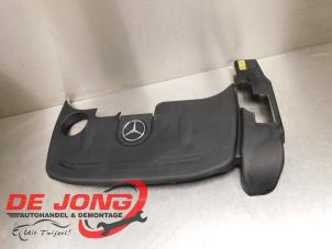 Gebruikte Afdekplaat motor Mercedes GLK (204.7/9) 3.5 350 V6 24V 4-Matic Prijs € 19,90 Margeregeling aangeboden door Autodemontagebedrijf de Jong