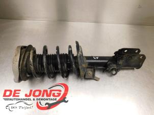 Gebruikte Mac Phersonpoot links-voor Mercedes GLK (204.7/9) 3.5 350 V6 24V 4-Matic Prijs € 159,95 Margeregeling aangeboden door Autodemontagebedrijf de Jong