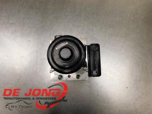 Gebruikte ABS Pomp Volkswagen Touareg (7PA/PH) 3.0 TDI V6 24V BlueMotion Technology DPF Prijs € 104,99 Margeregeling aangeboden door Autodemontagebedrijf de Jong