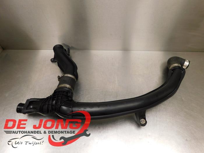 Gebruikte Intercooler Buis Volkswagen Touareg (7PA/PH) 3.0 TDI V6 24V BlueMotion Technology DPF Prijs € 100,00 Margeregeling aangeboden door Autodemontagebedrijf de Jong
