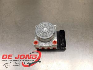 Gebruikte ABS Pomp BMW 2 serie Active Tourer (F45) 218i 1.5 TwinPower Turbo 12V Van Prijs € 224,99 Margeregeling aangeboden door Autodemontagebedrijf de Jong