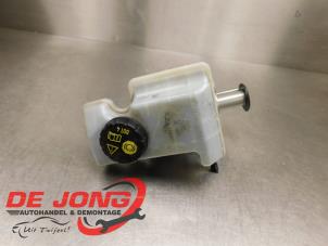 Gebruikte Hoofdremcilinder Audi A3 Sportback (8VA/8VF) 1.6 TDI 16V Prijs € 5,99 Margeregeling aangeboden door Autodemontagebedrijf de Jong