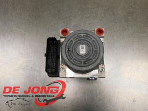 Gebruikte ABS Pomp Mercedes C Estate (S205) C-180 BlueTEC, C-180 d 1.6 16V Prijs € 94,99 Margeregeling aangeboden door Autodemontagebedrijf de Jong