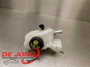 Gebruikte Hoofdremcilinder Volkswagen Passat Variant (3G5) 2.0 TDI 16V 150 Prijs € 34,99 Margeregeling aangeboden door Autodemontagebedrijf de Jong