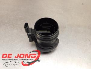 Gebruikte Luchtmassameter Seat Leon ST (5FF) 1.6 TDI 16V Prijs € 7,99 Margeregeling aangeboden door Autodemontagebedrijf de Jong