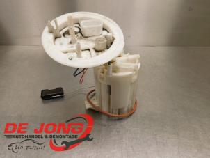 Gebruikte Brandstofpomp Elektrisch Audi A4 Avant (B8) 2.7 TDI V6 24V Prijs € 29,99 Margeregeling aangeboden door Autodemontagebedrijf de Jong