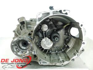 Gebruikte Versnellingsbak Volkswagen Caddy Cargo V (SBA/SBH) 2.0 TDI 75 Prijs € 1.694,00 Inclusief btw aangeboden door Autodemontagebedrijf de Jong