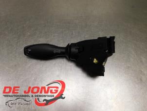 Gebruikte Richtingaanwijzer Schakelaar Ford B-Max (JK8) 1.0 EcoBoost 12V 100 Prijs € 14,95 Margeregeling aangeboden door Autodemontagebedrijf de Jong