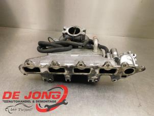 Gebruikte Inlaatspruitstuk Mercedes Vito (447.6) 1.7 110 CDI 16V Prijs € 151,24 Inclusief btw aangeboden door Autodemontagebedrijf de Jong