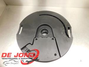 Gebruikte Subwoofer Audi A3 Sportback (8VA/8VF) 1.4 TFSI ACT 16V Prijs € 149,99 Margeregeling aangeboden door Autodemontagebedrijf de Jong