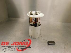 Gebruikte Tank element Pomp Opel Vivaro 1.6 CDTI 90 Prijs € 30,20 Margeregeling aangeboden door Autodemontagebedrijf de Jong