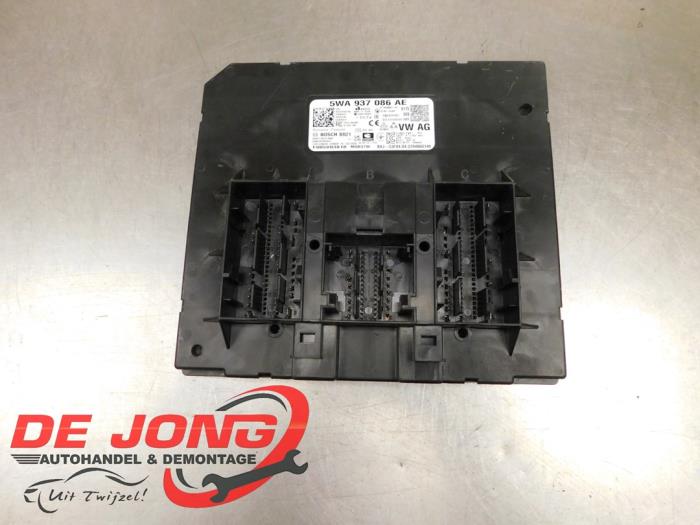 Gebruikte Bodycontrol Module Volkswagen Caddy Cargo V (SBA/SBH) 2.0 TDI 75 Prijs € 193,54 Inclusief btw aangeboden door Autodemontagebedrijf de Jong