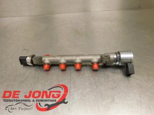 Gebruikte Injector brug Volkswagen Touran (5T1) 1.6 TDI SCR BlueMotion Technology Prijs € 24,99 Margeregeling aangeboden door Autodemontagebedrijf de Jong