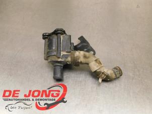 Gebruikte Waterpomp Skoda Superb Combi (3V5) 1.6 TDI Prijs € 19,95 Margeregeling aangeboden door Autodemontagebedrijf de Jong