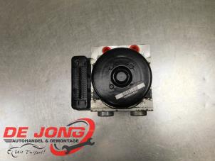 Gebruikte ABS Pomp Volvo V50 (MW) 1.6 D2 16V Prijs € 59,99 Margeregeling aangeboden door Autodemontagebedrijf de Jong