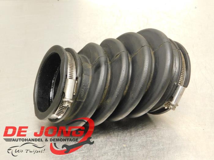 Gebruikte Intercooler Slang Ford Focus 3 Wagon 1.6 TDCi ECOnetic Prijs € 18,99 Margeregeling aangeboden door Autodemontagebedrijf de Jong
