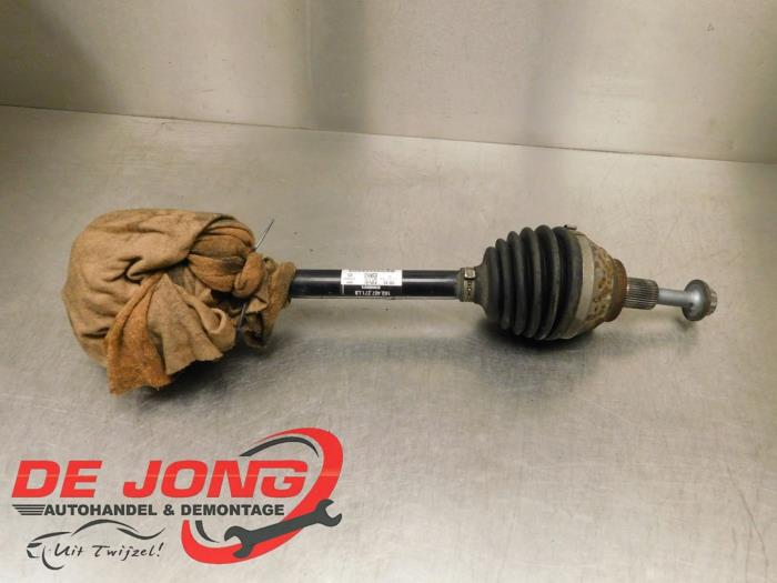 Gebruikte Steekas links-voor Audi A3 Sportback (8VA/8VF) 1.6 TDI 16V Prijs € 13,99 Margeregeling aangeboden door Autodemontagebedrijf de Jong