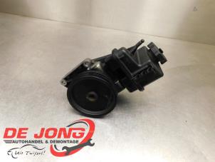 Gebruikte Pomp Servo Mercedes E (W212) E-200 CDI 16V BlueEfficiency,BlueTEC Prijs € 67,99 Margeregeling aangeboden door Autodemontagebedrijf de Jong