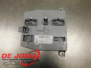 Gebruikte Module Bodycontrol Mercedes C Estate (S205) C-180 BlueTEC, C-180 d 1.6 16V Prijs € 44,99 Margeregeling aangeboden door Autodemontagebedrijf de Jong