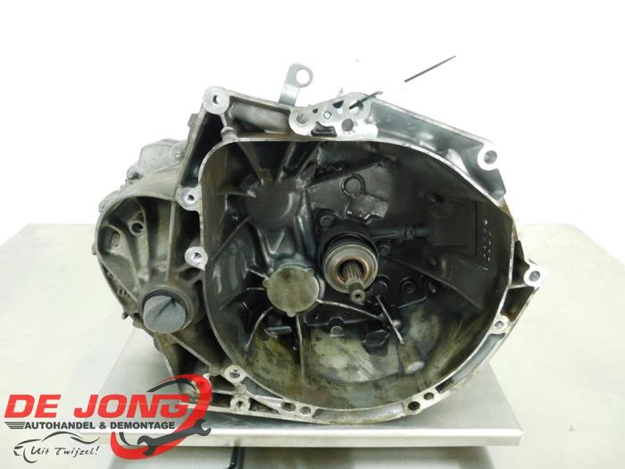 Gebruikte Versnellingsbak Peugeot 3008 I (0U/HU) 1.6 16V THP 155 Prijs € 199,99 Margeregeling aangeboden door Autodemontagebedrijf de Jong
