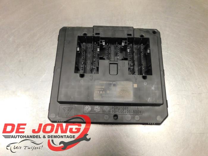 Gebruikte Module Bodycontrol Seat Arona (KJX) 1.0 TSI 12V Prijs € 99,99 Margeregeling aangeboden door Autodemontagebedrijf de Jong