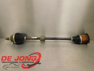 Gebruikte Aandrijfas rechts-voor Seat Arona (KJX) 1.0 TSI 12V Prijs € 299,95 Margeregeling aangeboden door Autodemontagebedrijf de Jong