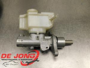 Gebruikte Hoofdremcilinder Volkswagen Caddy IV 2.0 TDI 150 Prijs € 5,99 Margeregeling aangeboden door Autodemontagebedrijf de Jong