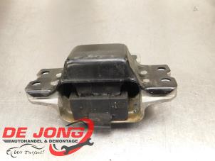 Gebruikte Motorrubber Volkswagen Caddy IV 2.0 TDI 150 Prijs € 19,99 Margeregeling aangeboden door Autodemontagebedrijf de Jong