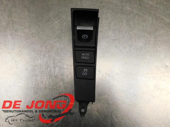 Gebruikte Handrem schakelaar Volkswagen Passat CC (357) 1.8 TSI 16V Prijs € 19,95 Margeregeling aangeboden door Autodemontagebedrijf de Jong