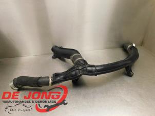 Gebruikte Intercooler Buis Volkswagen Touareg (7PA/PH) 3.0 TDI V6 24V Prijs € 74,99 Margeregeling aangeboden door Autodemontagebedrijf de Jong