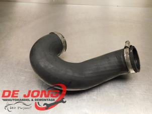 Gebruikte Intercooler Slang Volkswagen Touareg (7PA/PH) 3.0 TDI V6 24V Prijs € 49,99 Margeregeling aangeboden door Autodemontagebedrijf de Jong