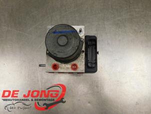 Gebruikte ABS Pomp Renault Master III (JV) 2.3 dCi 16V 110 Prijs € 193,59 Inclusief btw aangeboden door Autodemontagebedrijf de Jong