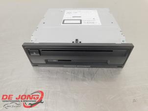 Gebruikte Multi Media Regelunit Volkswagen Golf VII (AUA) 1.4 TSI 16V Prijs € 148,99 Margeregeling aangeboden door Autodemontagebedrijf de Jong