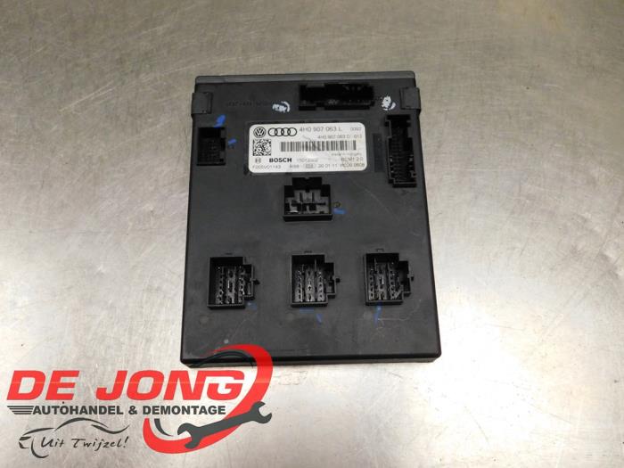 Gebruikte Bodycontrol Module Volkswagen Touareg (7PA/PH) 3.0 TDI V6 24V Prijs € 69,99 Margeregeling aangeboden door Autodemontagebedrijf de Jong