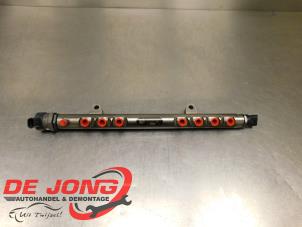Gebruikte Injector brug Volvo V60 I (FW/GW) 2.4 D5 20V Autom. Prijs € 29,99 Margeregeling aangeboden door Autodemontagebedrijf de Jong